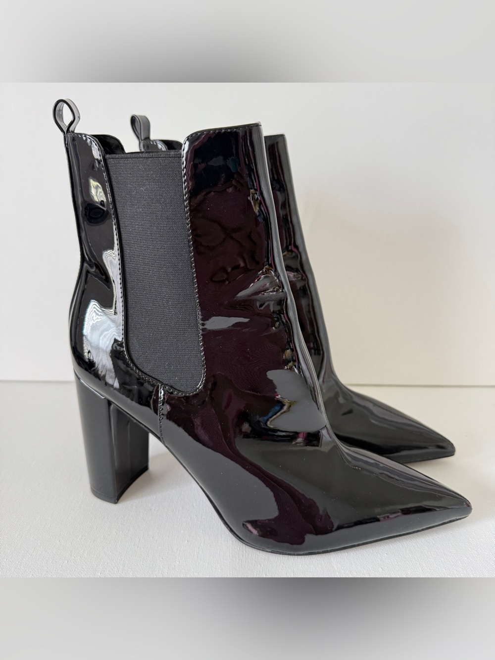 Nine West Doya3 Women’s Sz10M Black Glossy Ankle Boots Pointed Toe Block Heels